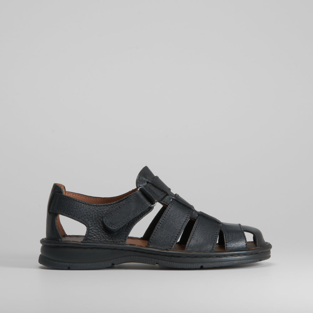 Sandalia cerrada piel COMFEET