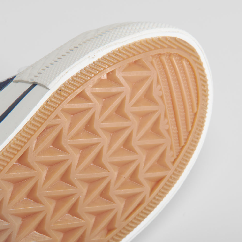 Zapatilla lona puntera SEVEN FIVE