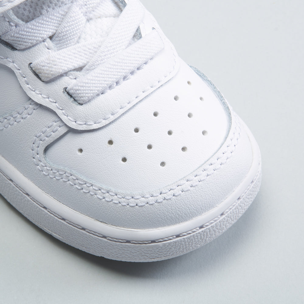 Deportivo bebé NIKE BOROUGH LOW 2