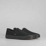 Zapatilla slip on básica NYC