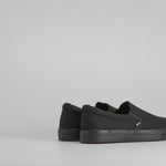 Zapatilla slip on básica NYC