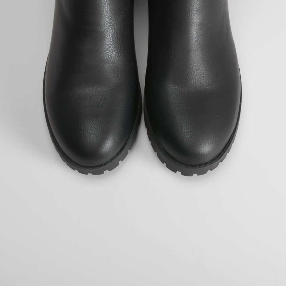Botín chelsea basic track negro NYC