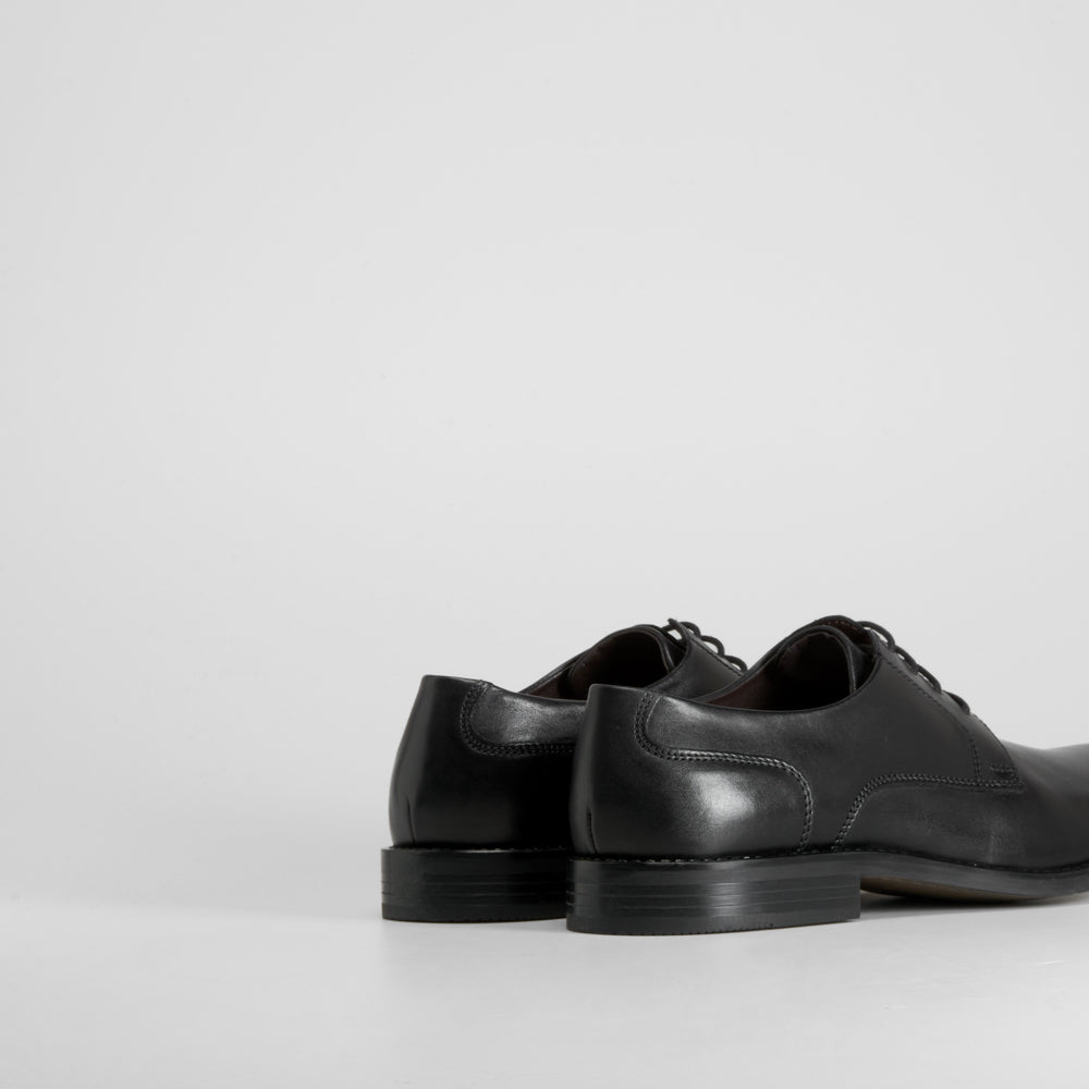 Zapato blucher basic piel FOSCO