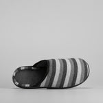 Zapatilla de casa rayas OLYNE