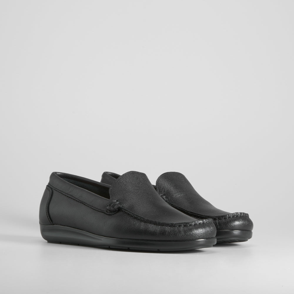 Mocasín confort piel ligero COMFEET