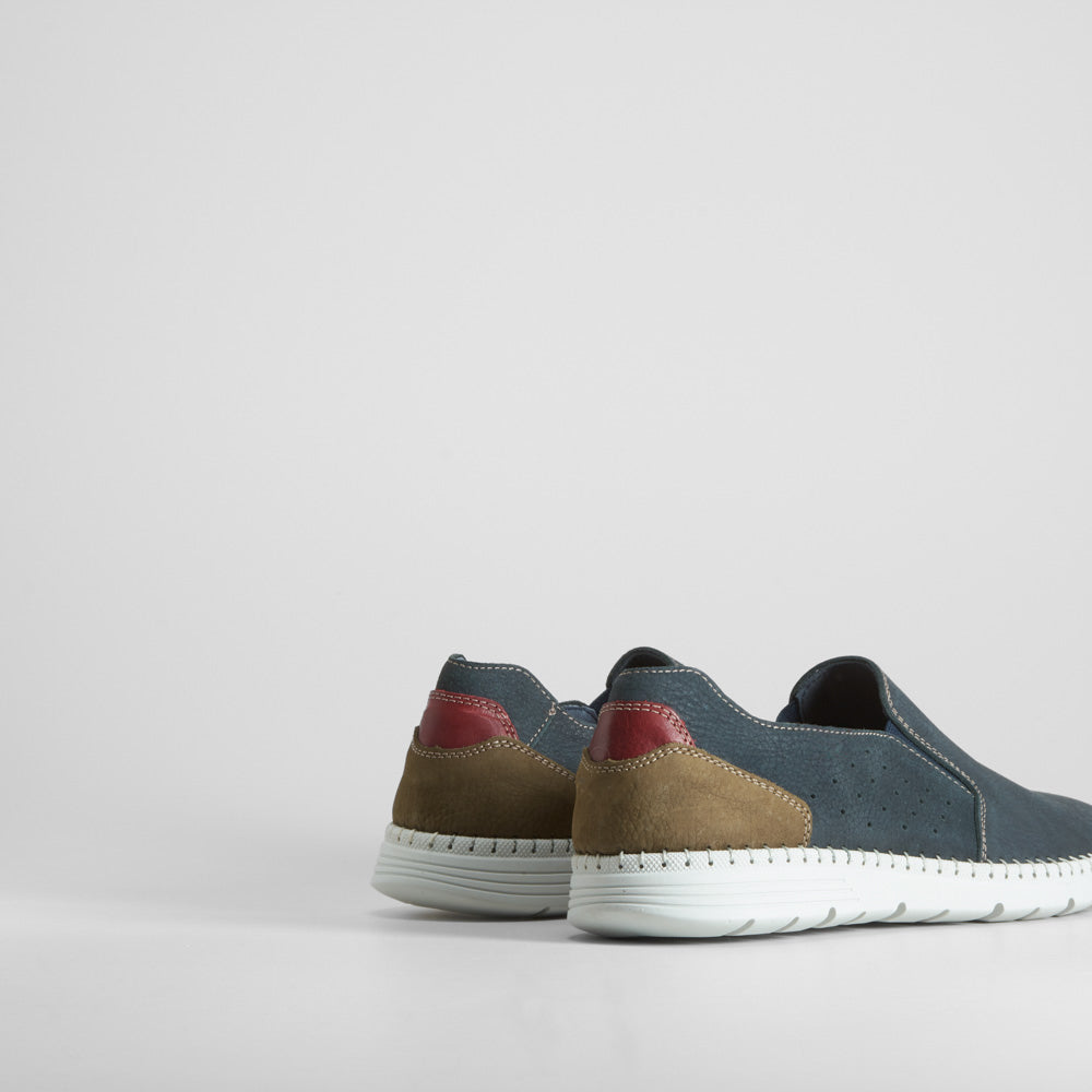 Zapato cosidos piel superflex COMFEET