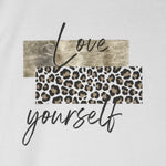 Camiseta blanca leopardo mujer