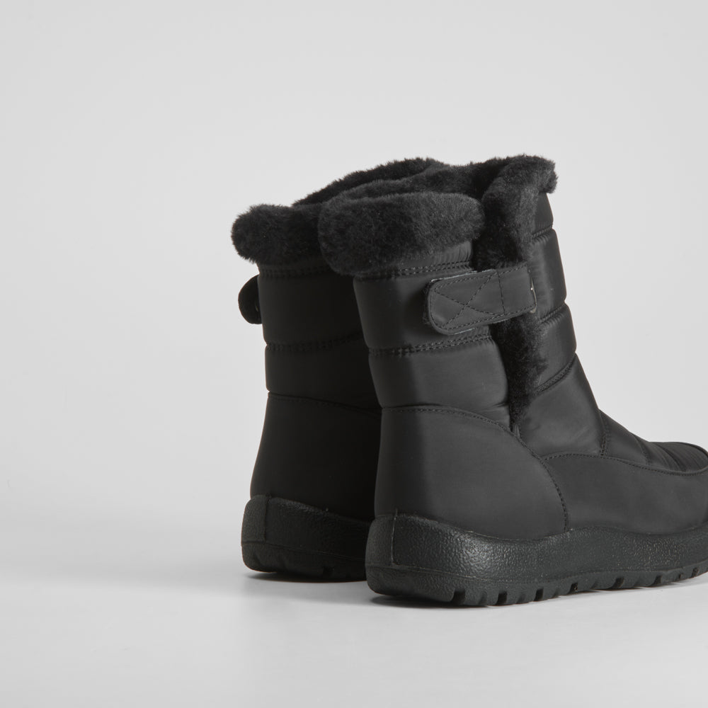 Botín básico de nylon COMFEET