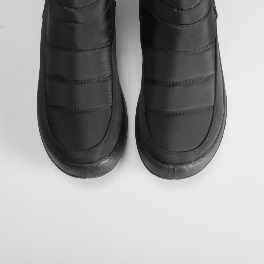Botín básico de nylon COMFEET