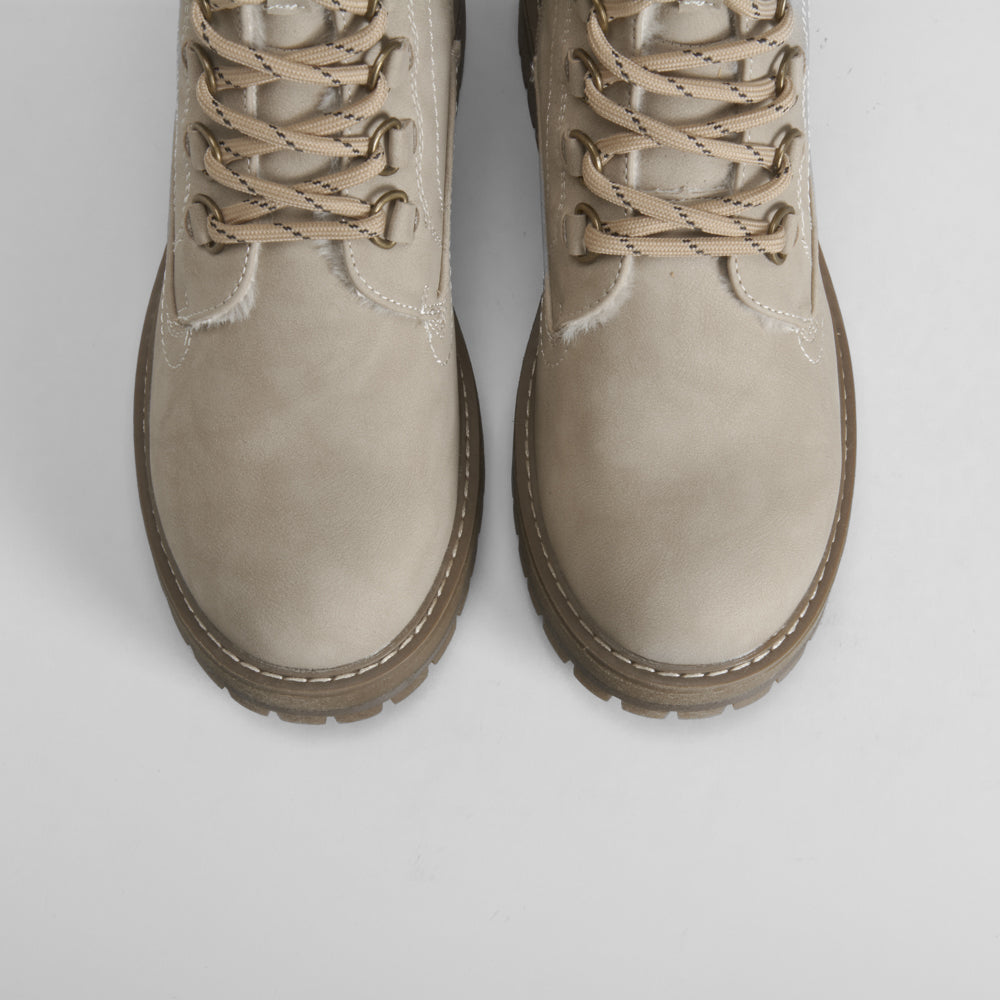 Botín plano con cordones beige SENDA ROAD