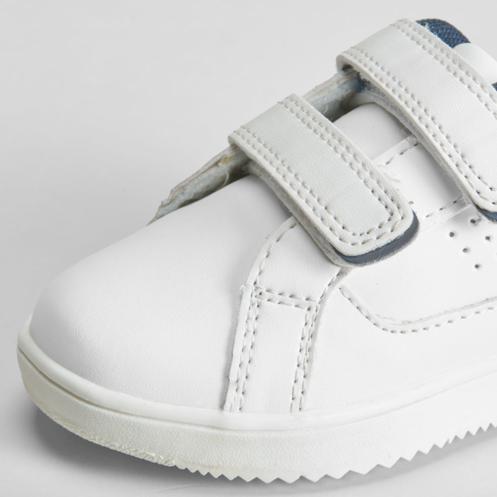 Tenis bebé básico blanco y azul UTWO