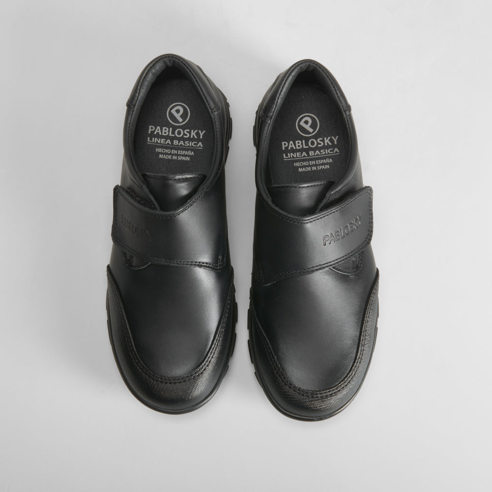 Zapato colegial de piel negro PABLOSKY