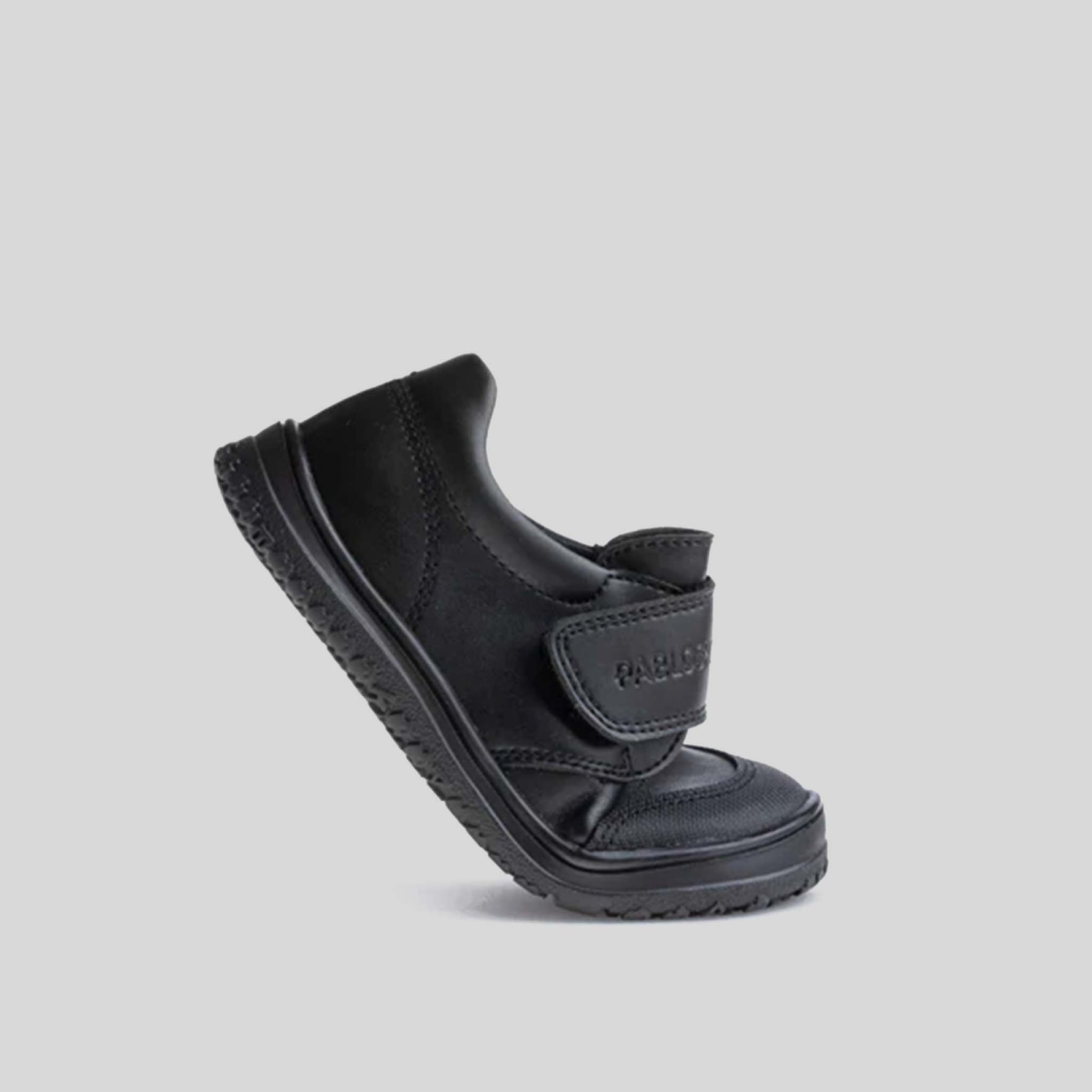 Zapato colegial respetuoso piel negro PABLOSKY