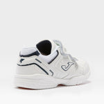Tenis básico School blanco y azul marino de JOMA