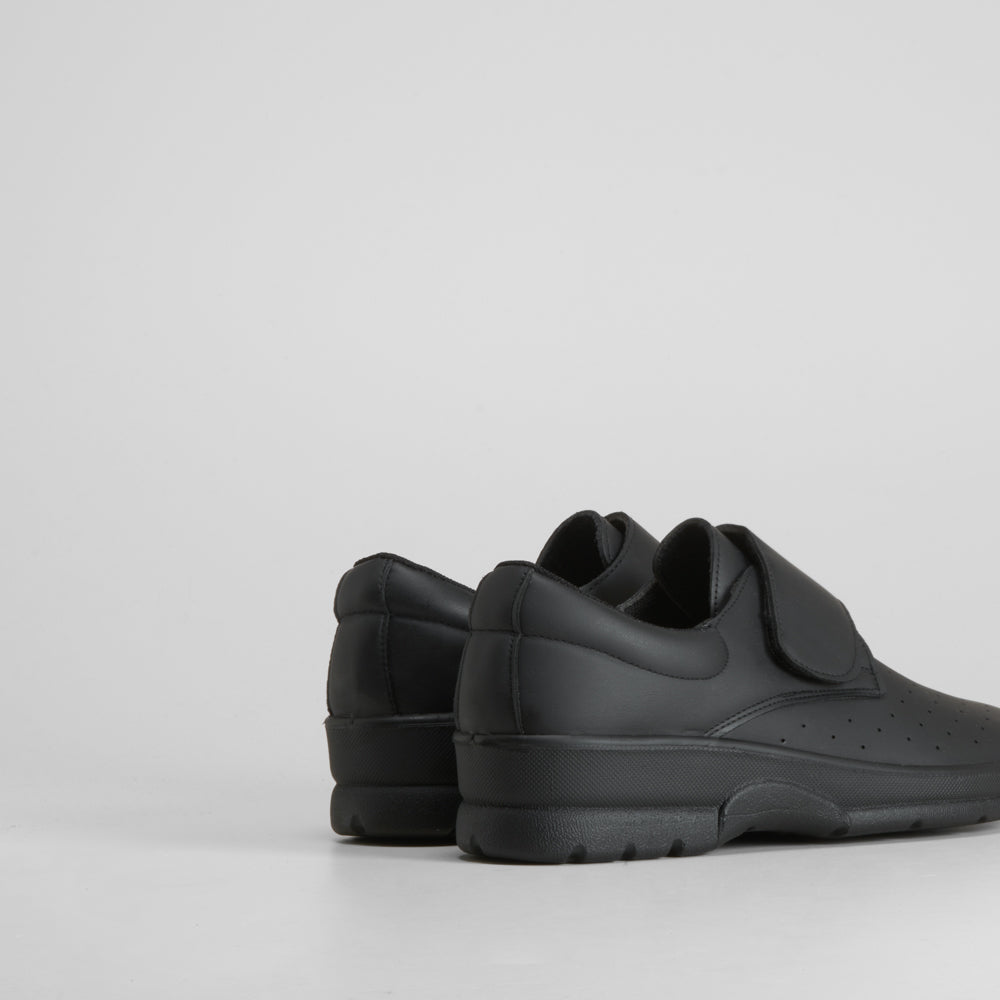 Zapato de trabajo negro COMFEET SANICARE