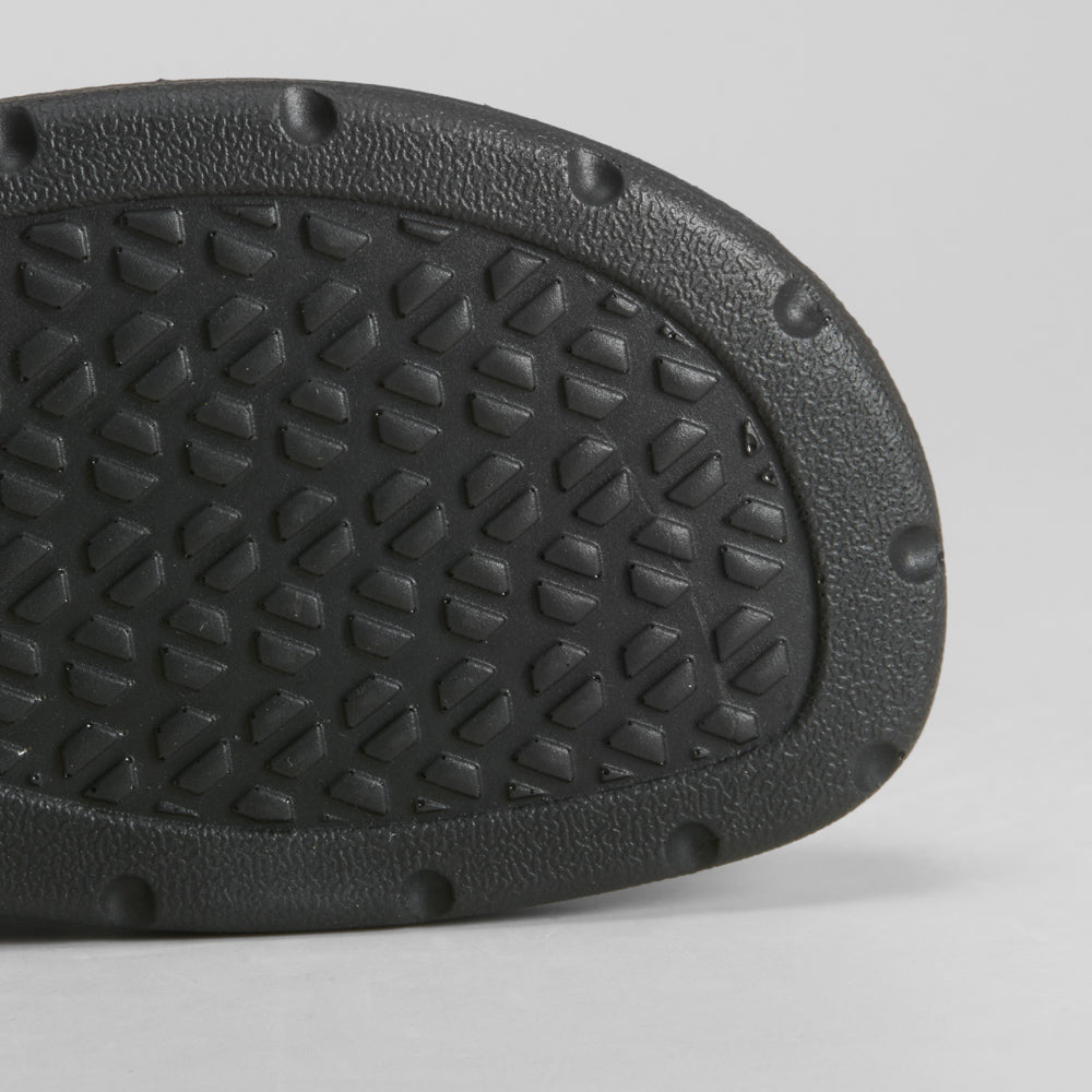 Zapato de trabajo negro COMFEET SANICARE