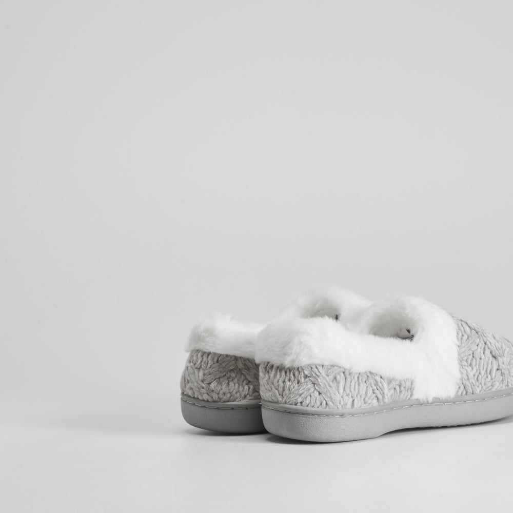 Zapatilla casa tricot forro gris OLYNE