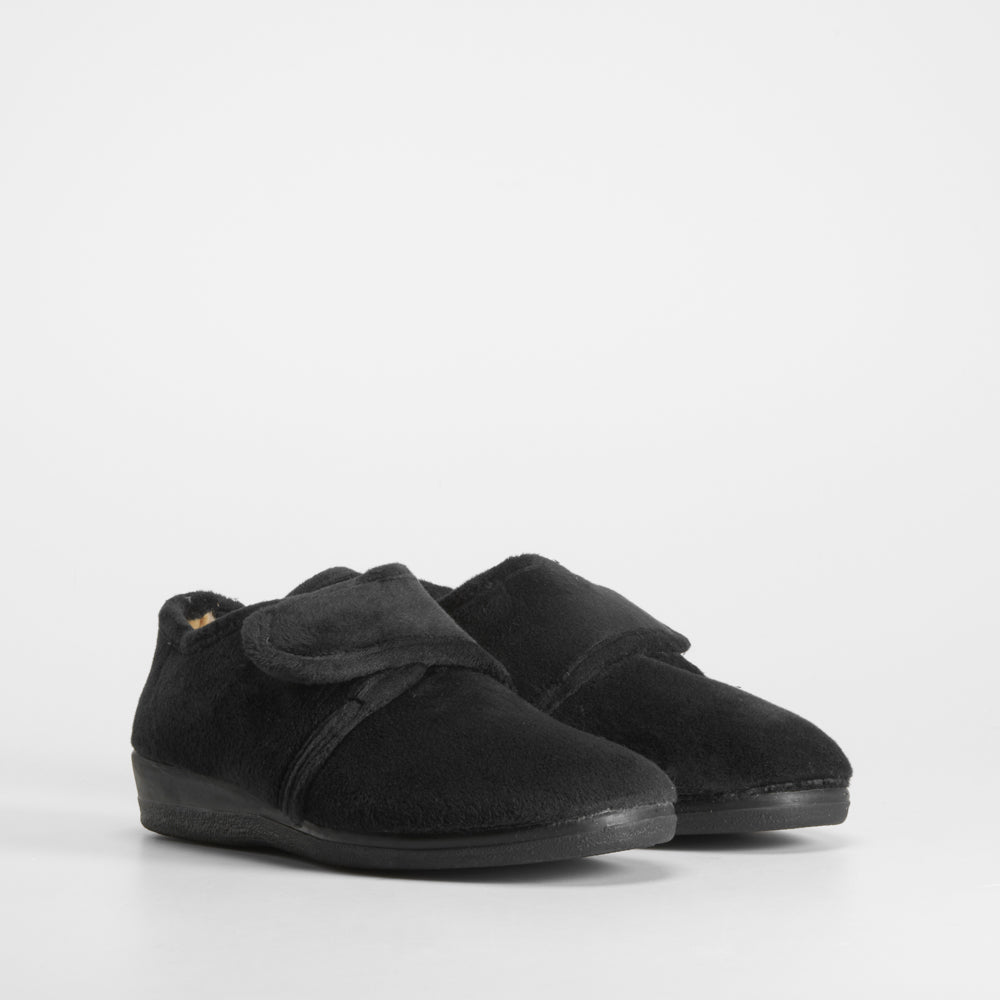 Zapatilla de casa negra velcro OLYNE