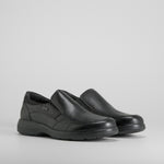 Deportivo slip on negro de piel COMFEET