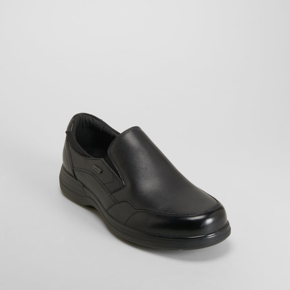 Deportivo slip on negro de piel COMFEET