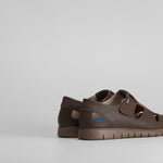 Sandalia cerrada de piel superflex COMFEET