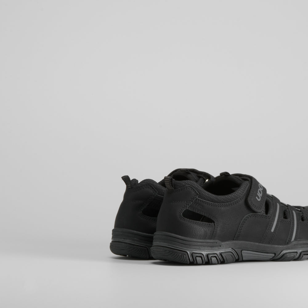 Sandalia negra outdoor velcro UDOK