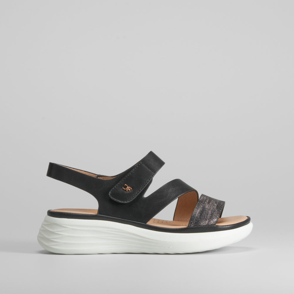 Sandalia plataforma velcro COMFEET