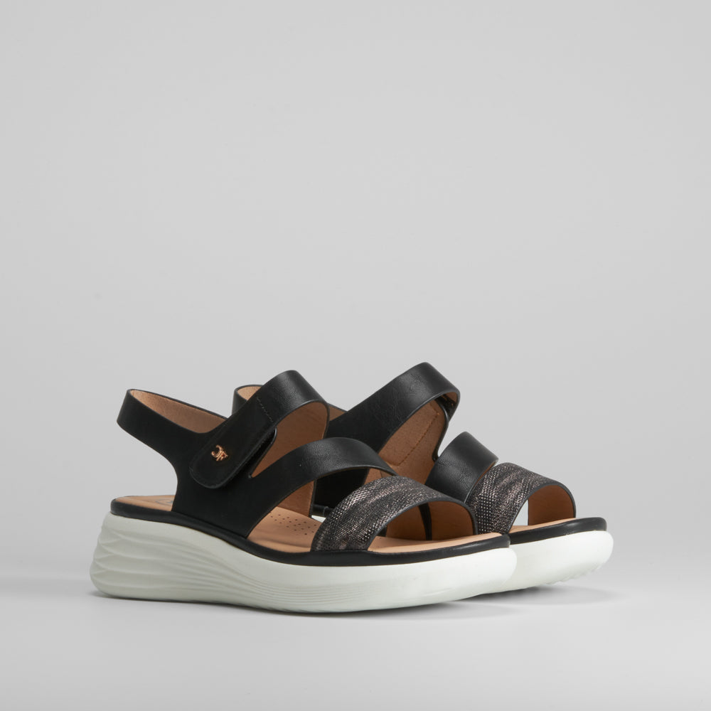 Sandalia plataforma velcro COMFEET