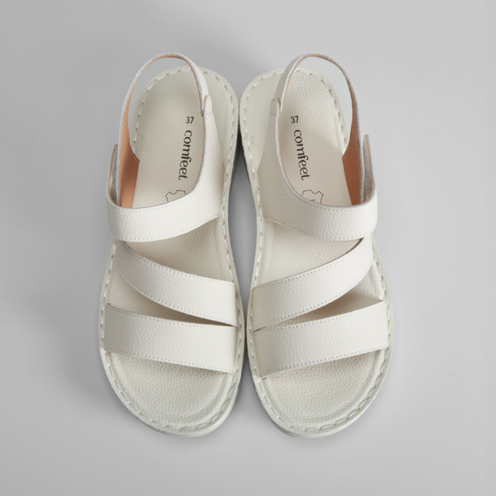 Sandalia de piel blanca cosidos COMFEET