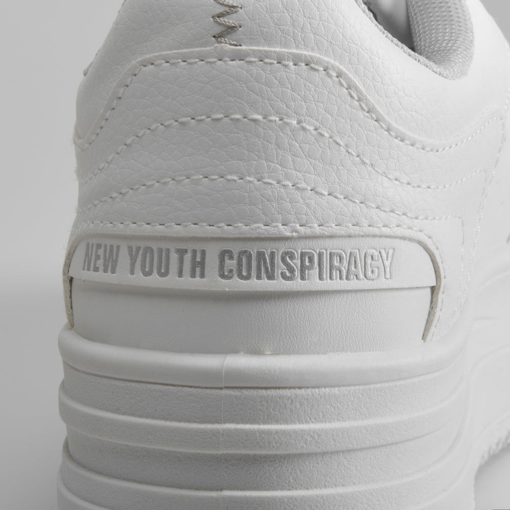 Deportiva plataforma básica blanca NYC