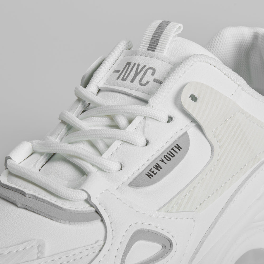Deportiva plataforma chunky blanca NYC