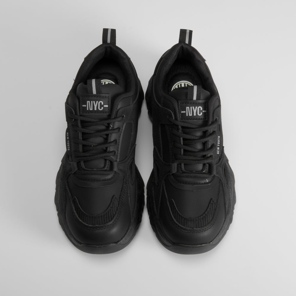 Deportiva plataforma chunky negra NYC