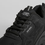 Deportiva plataforma chunky negra NYC