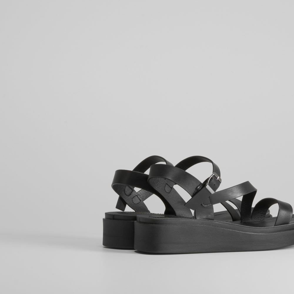 Sandalia plataforma tira diagonal SENDA ROAD