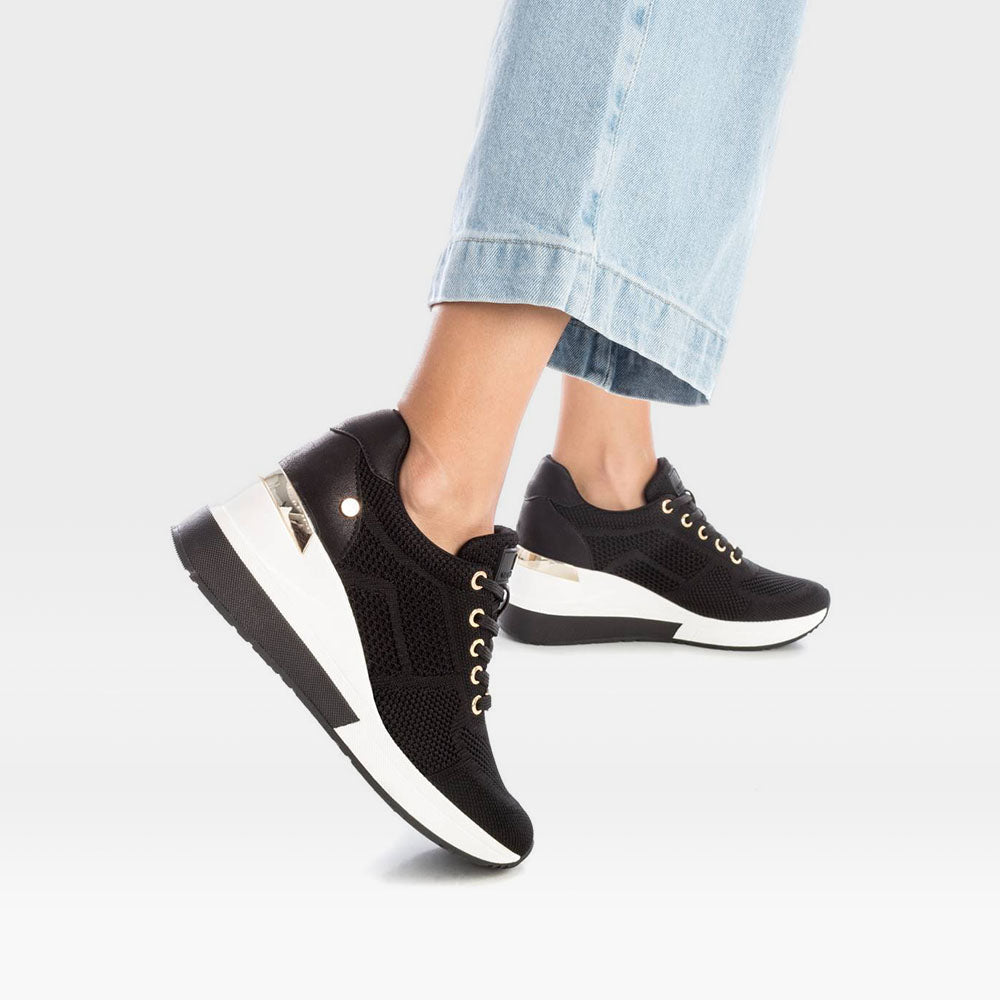 Deportiva cuña mesh negra XTI