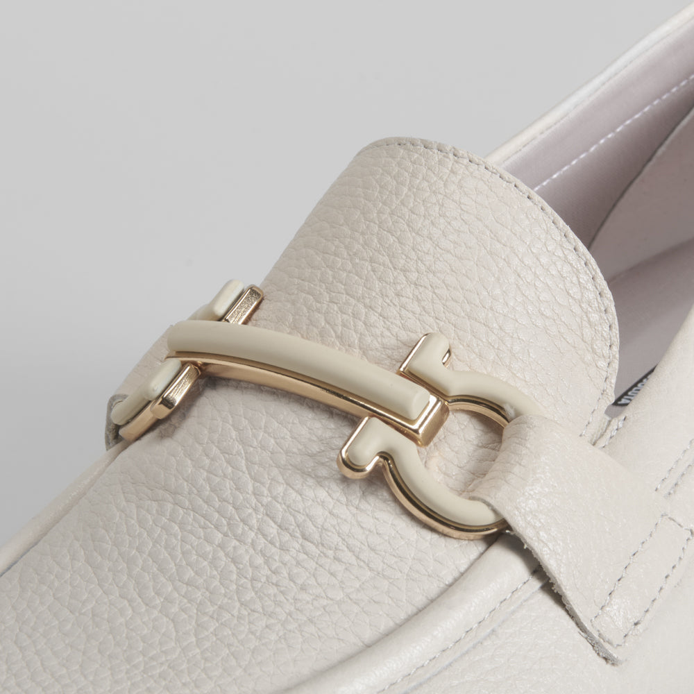 Mocasín blanco eslabón piel FLUCHOS