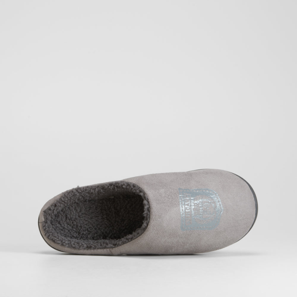 Zapatilla casa gris escudo OLYNE