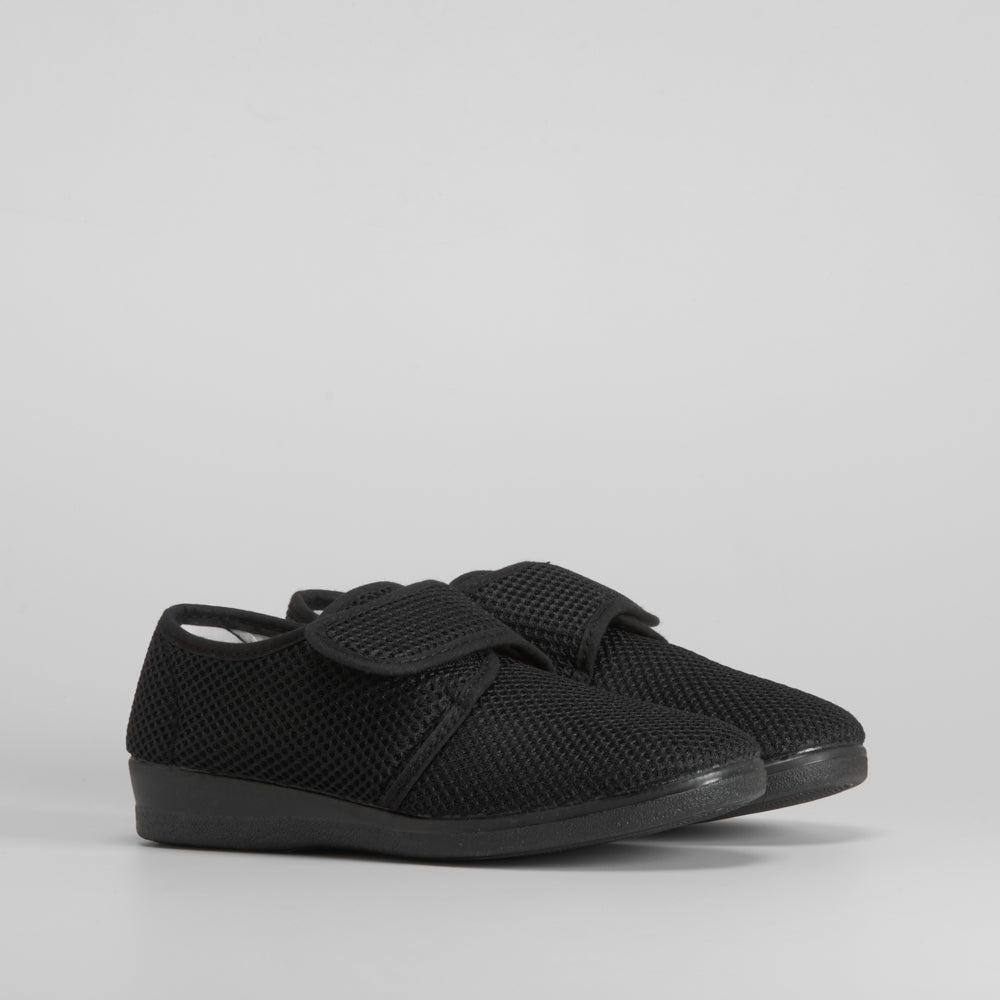 Zapatilla con velcro cómoda negro COMFEET