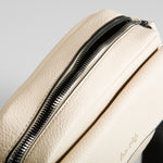 Bandolera bombeada solapa beige NYC
