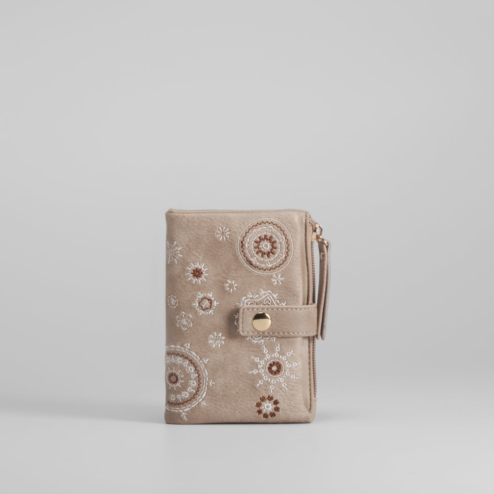 Monedero mandalas bordados camel SENDA ROAD