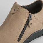 Zapato cerrado de piel con cremallera COMFEET