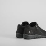 Zapato cerrado de piel con cremallera COMFEET