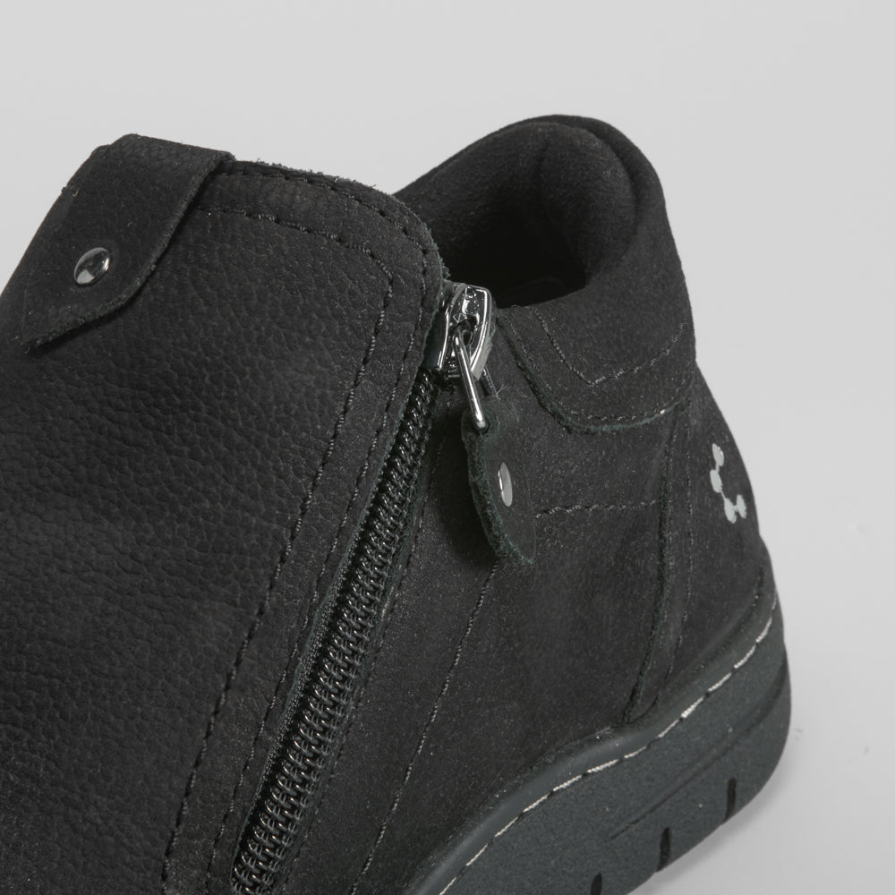 Zapato cerrado de piel con cremallera COMFEET