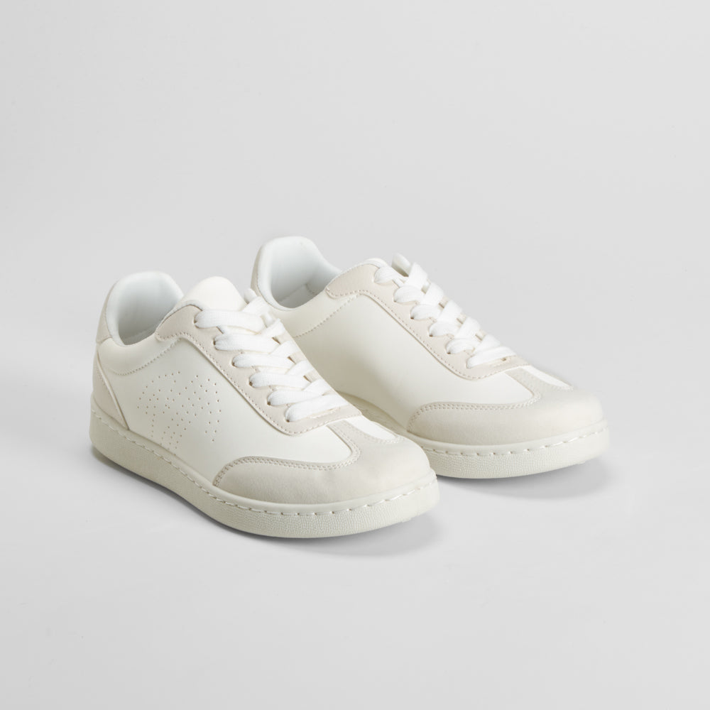 Zapatilla urban blanca logo punteado NYC