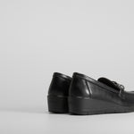 Mocasín cadena negro de COMFEET