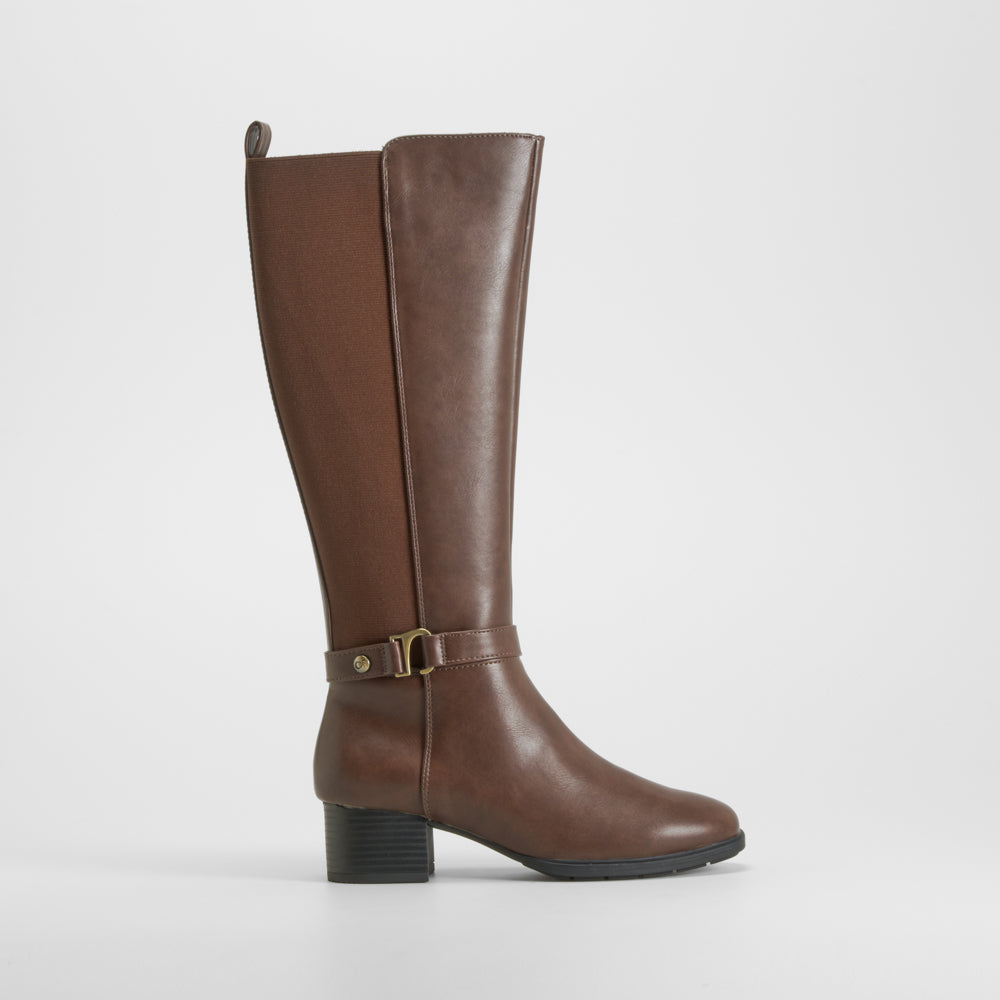 Bota tacón medio marrón COMFEET