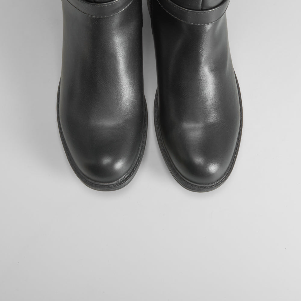 Bota alta color negro PICCOLA PIU