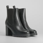 Botín tacón chelsea negro PICCOLA PIU