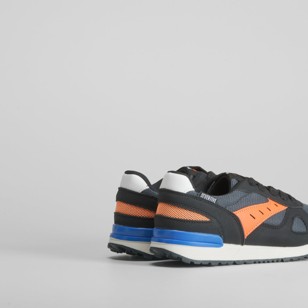 Retrorunning  de SEVEN FIVE