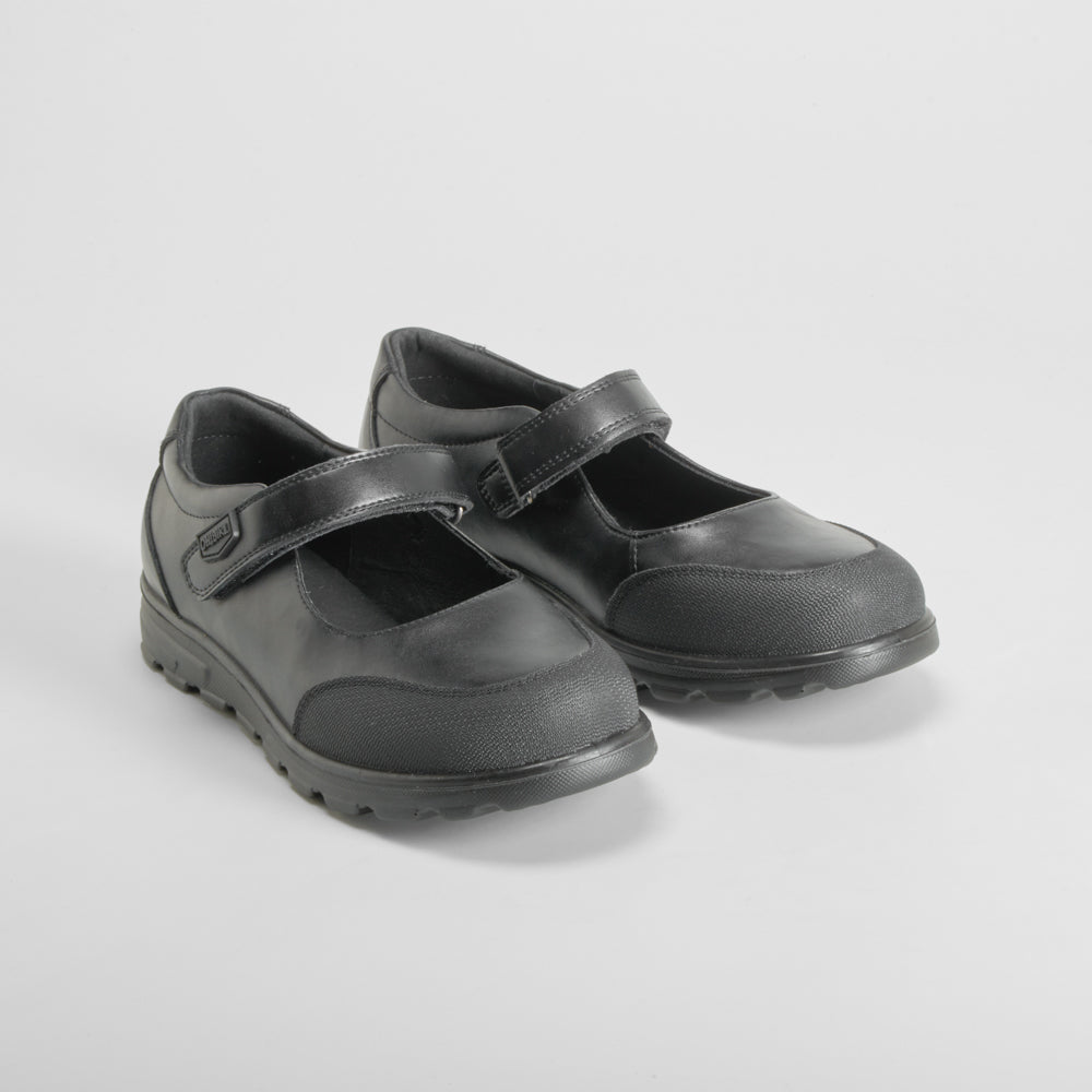 Mercedita colegial negro de piel OH GIRL